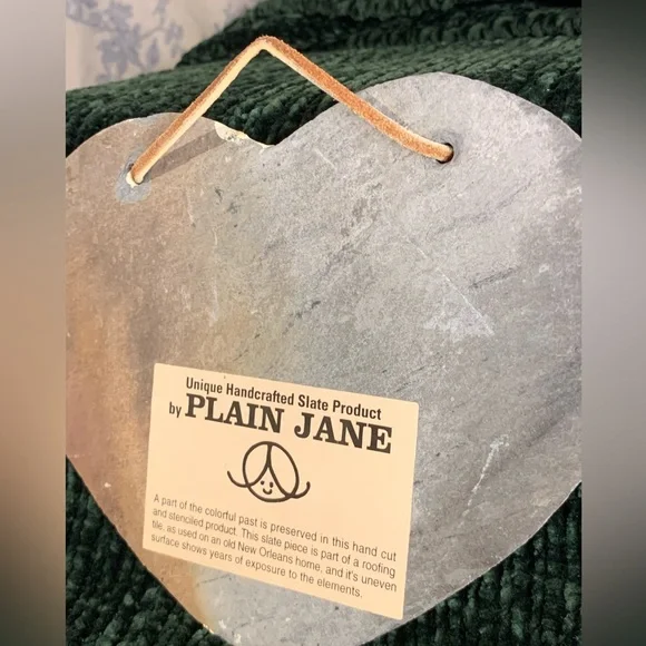 VTG Heart Stenciled Slate Welcome Sign Handcut Hand Painted from NOLA Roof Tile - Picture 4 of 7